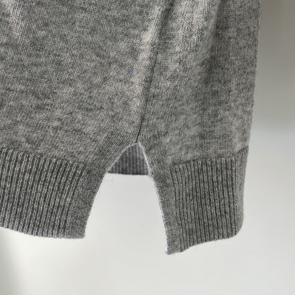 Merci Sweater - Picture 4 of 4